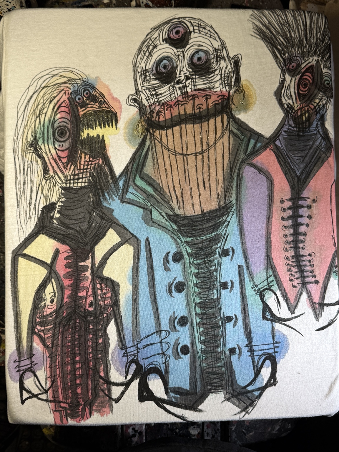 Three expressive original figures by Irrix Screen